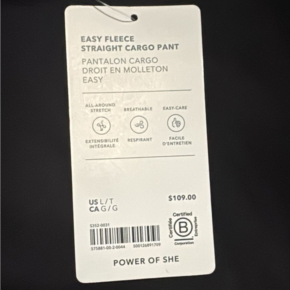 Athleta Easy Fleece Mid Rise Cargo Pant // Black - Picture 8 of 16